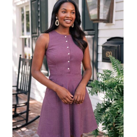 Gal meets glam burgundy a-line dress - Picture 1 of 9